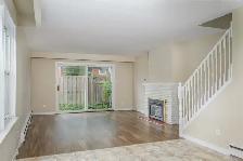THREE BEDROOM-1.5 BATH TOWNHOME IN NORTH LONDON - Photo 10