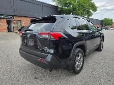 2022 Toyota RAV4 Hybrid XLE AWD - Photo 5