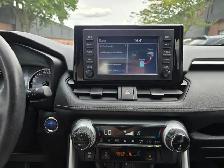 2022 Toyota RAV4 Hybrid XLE AWD - Photo 13