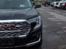 2024 GMC Terrain Denali - Power Liftgate | Cooled Front Seats - Photo 11