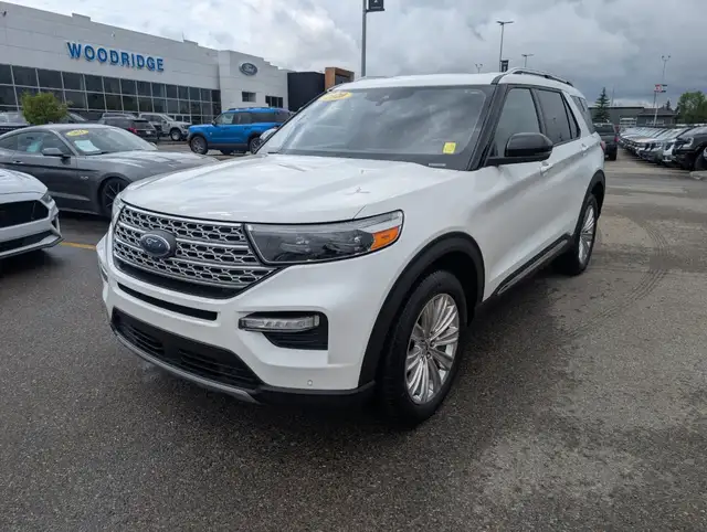 2020 Ford Explorer