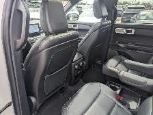 2020 Ford Explorer - Photo 3