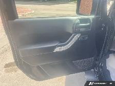 2017 Jeep Wrangler Sahara - Photo 10