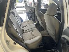 2012 Toyota RAV4 De base - Photo 9