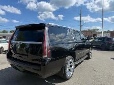 2020 Cadillac Escalade ESV 4WD 4dr Luxury - Photo 7