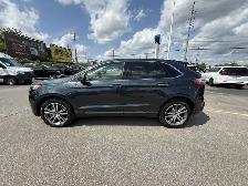 2022 Ford Edge Titanium - Photo 3