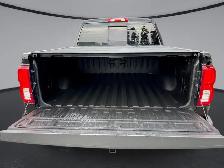 2017 Chevrolet Silverado 1500 High Country HIGH COUNTRY, 6.2L... - Photo 23