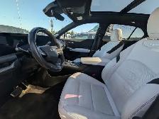 2025 Cadillac XT4 Awd 4dr Sport - Photo 3
