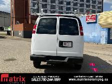 2020 Chevrolet Express LT - Photo 6