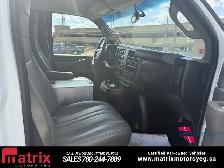 2020 Chevrolet Express LT - Photo 12