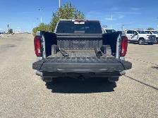 2025 GMC Sierra 1500 AT4X - Photo 6