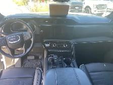 2025 GMC Sierra 1500 AT4X - Photo 10