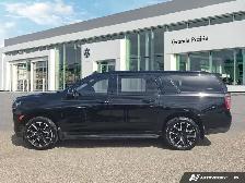 2024 Chevrolet Suburban RST 3.0L DIESEL | CLEAN CARFAX | - Photo 2