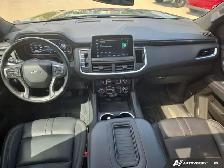 2024 Chevrolet Suburban RST 3.0L DIESEL | CLEAN CARFAX | - Photo 20