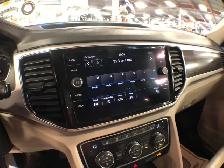 2018 Volkswagen Atlas HIGHLINE AWD 7 PASS LEATHER PAN/ROOF NAV B - Photo 23
