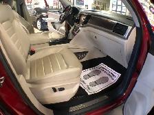 2018 Volkswagen Atlas HIGHLINE AWD 7 PASS LEATHER PAN/ROOF NAV B - Photo 35