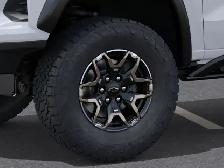2026 Chevrolet Colorado 4WD ZR2 - Photo 9