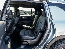 2027 Chevrolet Traverse LT - Photo 32