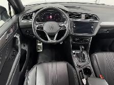 Volkswagen Tiguan Comfortline R-Line Black Edition 4MOTION 2024 - Photo 19