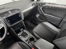 Volkswagen Tiguan Comfortline R-Line Black Edition 4MOTION 2023 - Photo 20