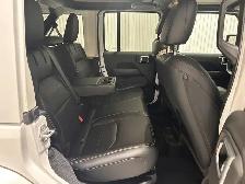 Jeep Wrangler 4xe Unlimited Sahara 4x4 2022 à vendre - Photo 17