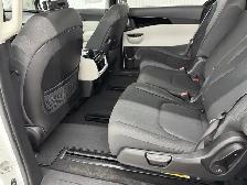 KIA Carnival LX TA 2024 à vendre - Photo 16