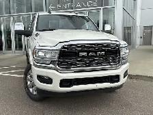 2024 Ram 3500 LIMITED - Photo 2
