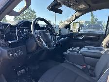 2025 Chevrolet Silverado 2500HD LT 6.6L | Heated Seats - Photo 7