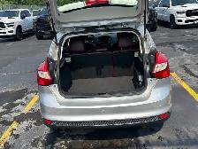 2012 FORD FOCUS TITANIUM EDITION | LOW KM | CLEAN CARFAX - Photo 9