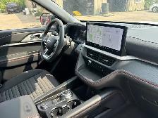 2026 Ford Explorer ST-Line - Photo 29