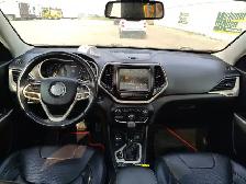 2017 Jeep Cherokee - Photo 19