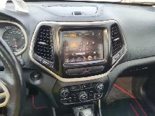 2017 Jeep Cherokee - Photo 21