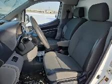 2015 Chevrolet Express - Photo 11