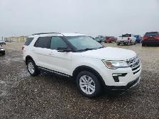 2018 Ford Explorer - Photo 2