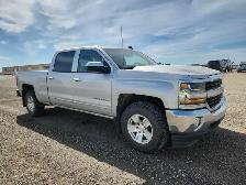 2018 Chevrolet Silverado 1500 - Photo 2