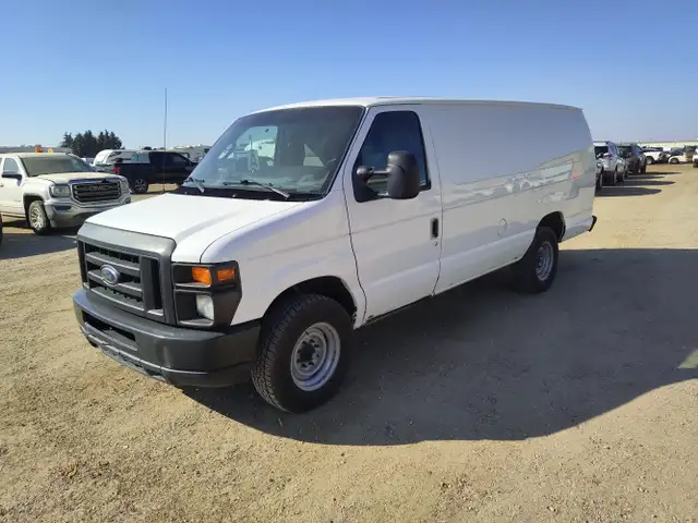 2010 Ford E-Series E-350