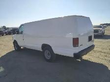 2010 Ford E-Series E-350 - Photo 3