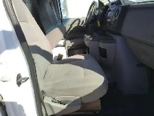 2010 Ford E-Series E-350 - Photo 14