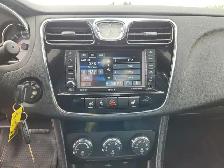 2014 Chrysler 200 - Photo 22