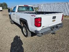 2015 Chevrolet Silverado 3500HD - Photo 3