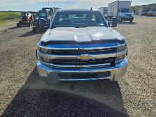 2015 Chevrolet Silverado 3500HD - Photo 8