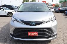 2022 Toyota Sienna - Photo 2