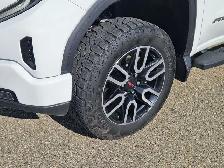 2025 GMC Sierra 1500 AT4 6.2L Htd/Cld Lthr Tech Pkg - Photo 8