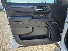 2025 GMC Sierra 1500 AT4 6.2L Htd/Cld Lthr Tech Pkg - Photo 9