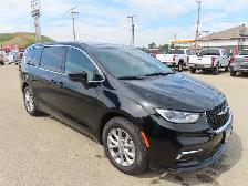 2025 Chrysler Pacifica Select 3.6L Pentastar Vvt V6 W/Ess - Photo 2