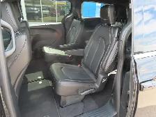 2025 Chrysler Pacifica Select 3.6L Pentastar Vvt V6 W/Ess - Photo 4