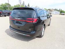 2025 Chrysler Pacifica Select 3.6L Pentastar Vvt V6 W/Ess - Photo 6