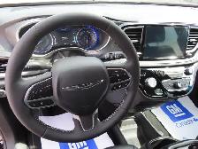 2025 Chrysler Pacifica Select 3.6L Pentastar Vvt V6 W/Ess - Photo 8