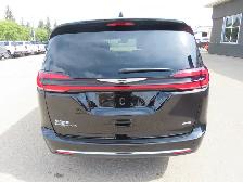2025 Chrysler Pacifica Select 3.6L Pentastar Vvt V6 W/Ess - Photo 9