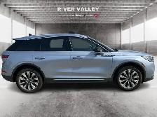 2022 Lincoln Corsair - Photo 2